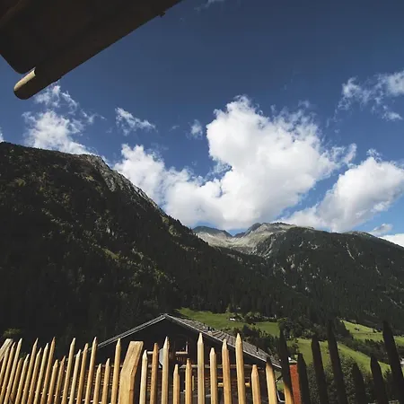 Gletscher-chalet Stubai Domek alpejski Neustift im Stubaital